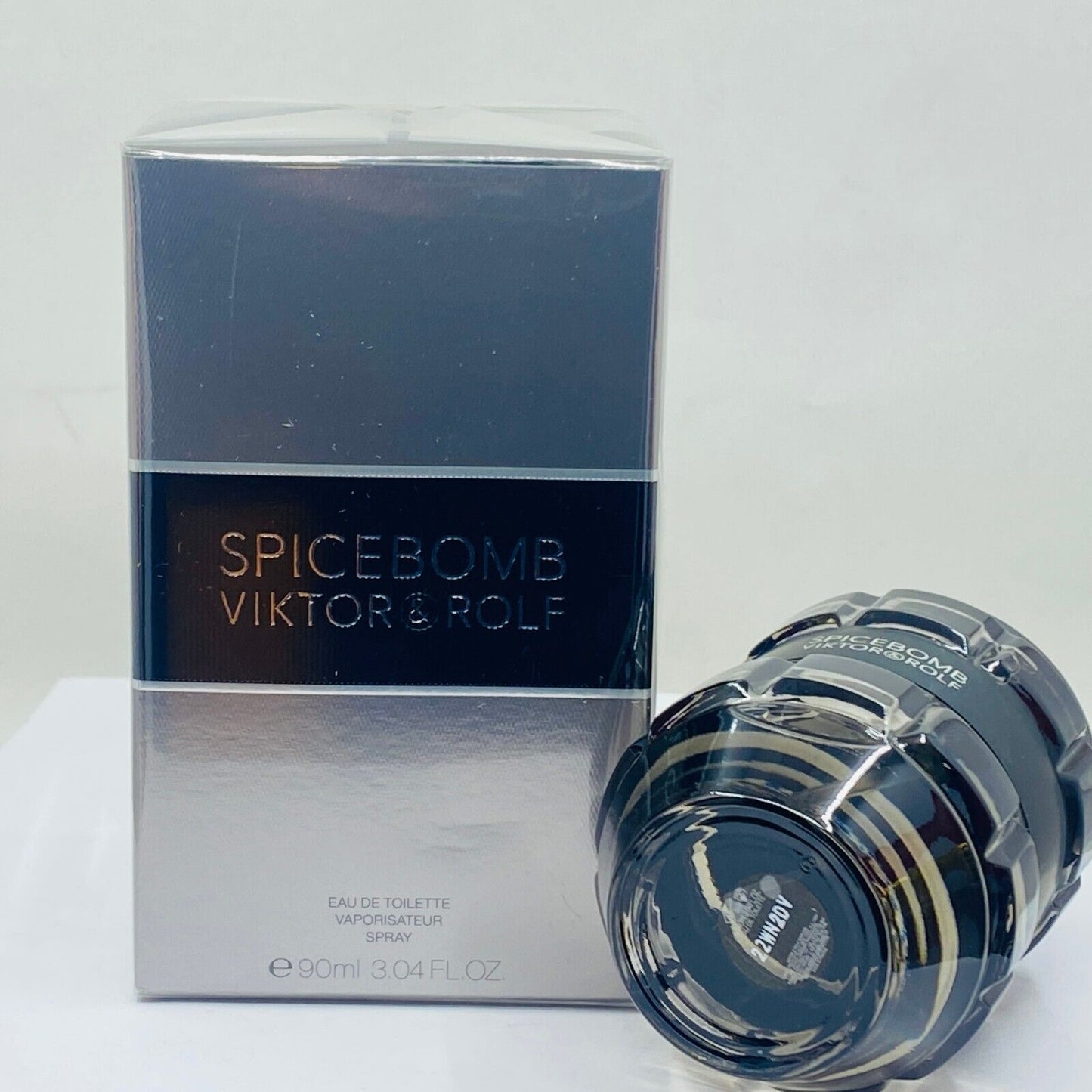 SPICEBOMB by Viktor & Rolf for men cologne EDT Spray - 3.04 oz/90mL - New in Box